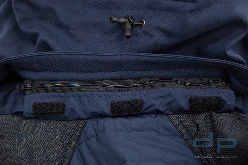 CARINTHIA G-LOFT ISG PRO JACKET in Schwarz und Navy