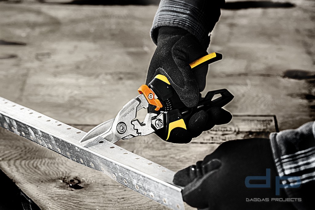 FISKARS POWERGEAR BLECHSCHERE GERADER SCHNITT