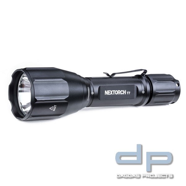 Jagdlampe T7 mit 510 Metern Leuchtweite und jagdlichem Zubehör