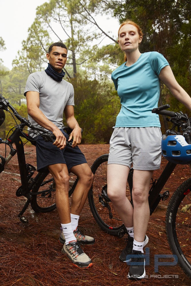 Basic Active Shorts in verschiedenen Farben mit Wunschaufdruck