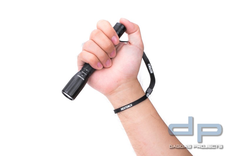 NEXTORCH C2 2AA LED Taschenlampe