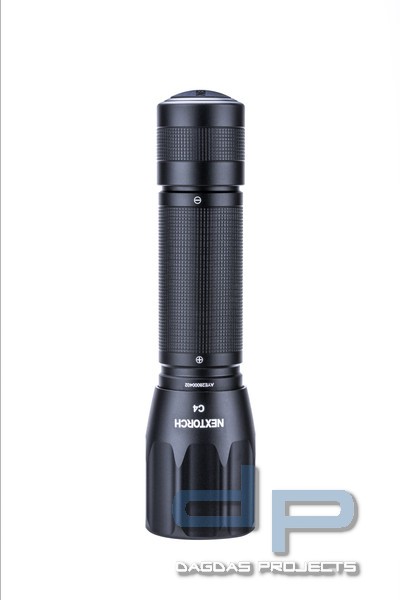 NEXTORCH C4 700 Lumen Taschenlampe mit 18650 Akku