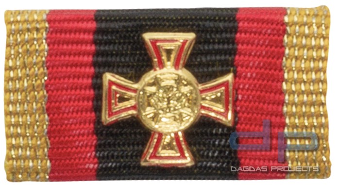 Bandschnalle Ehrenkreuz hervorragende Einzeltat Gold