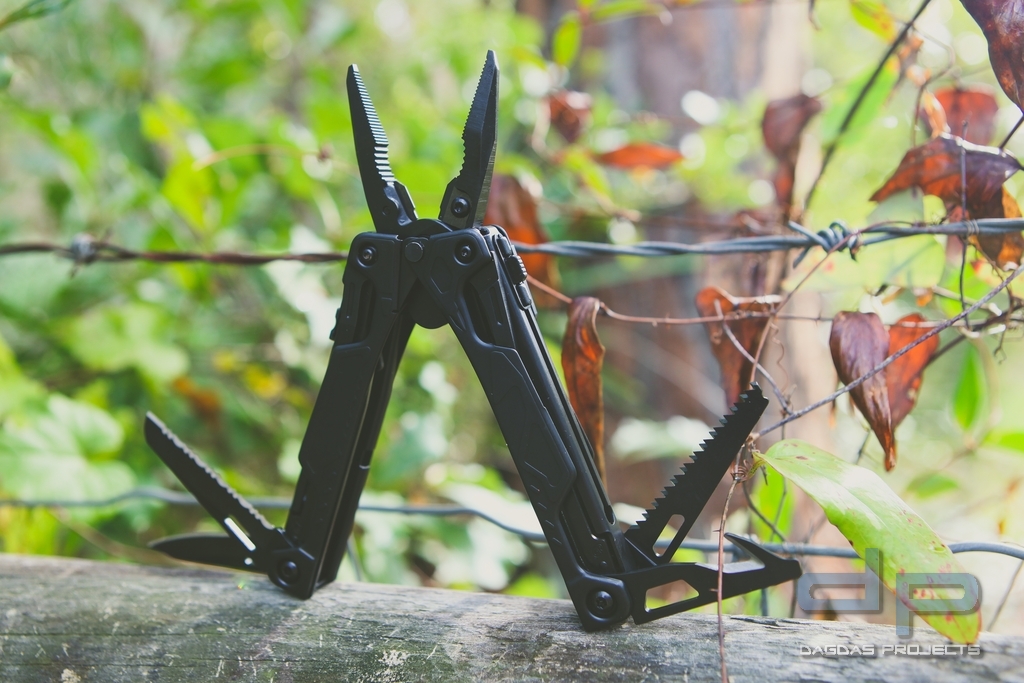 Leatherman OHT Schwarz inklusive Molle Holster