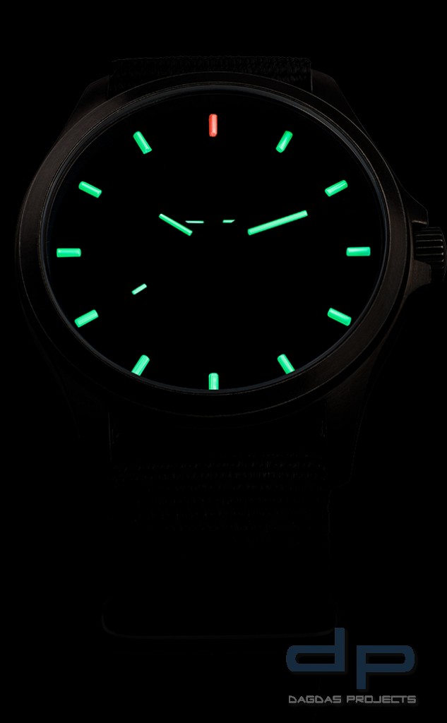 P67 OFFICER PRO BLACK, NATOBAND