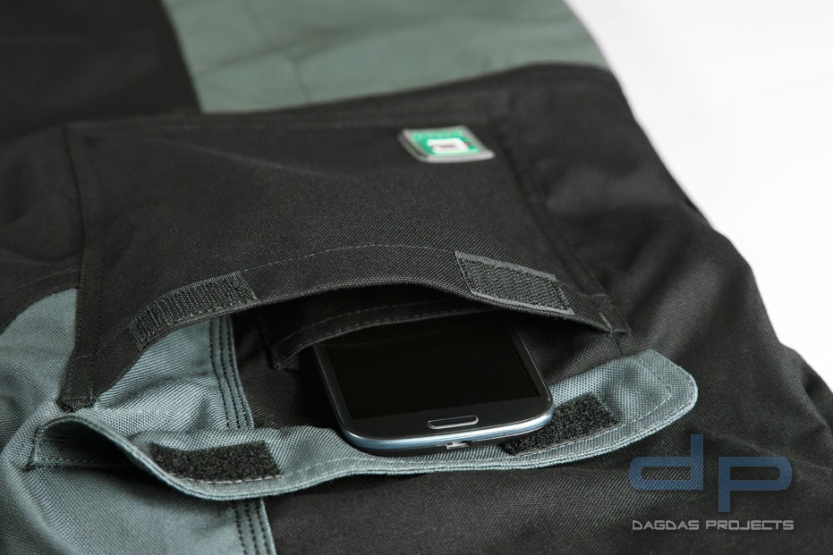 Canvas-Latzhose in Schwarz/Grau