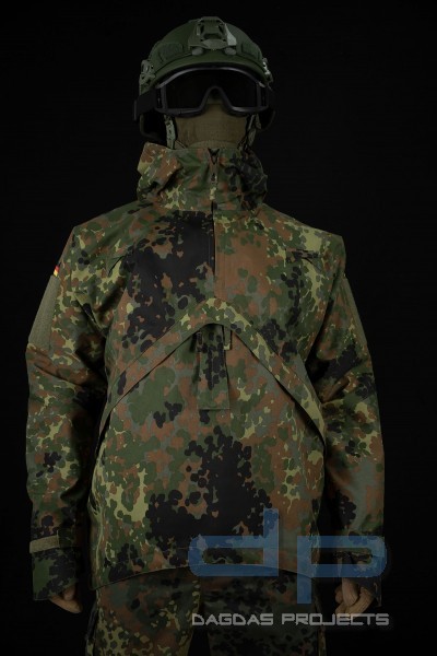 RECON NÄSSESCHUTZ REGENJACKE SPEZIALKRÄFTE FLECKTARN
