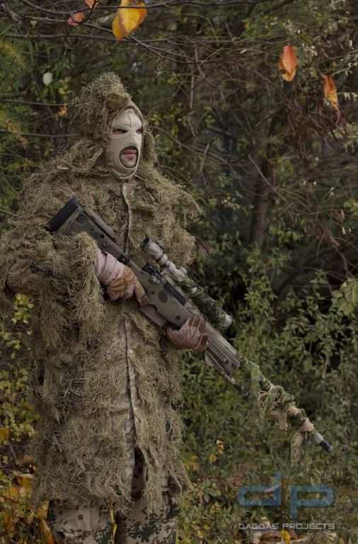 Ghillie Tarnparka Anti Fire m. Fäden in verschiedenen Farben