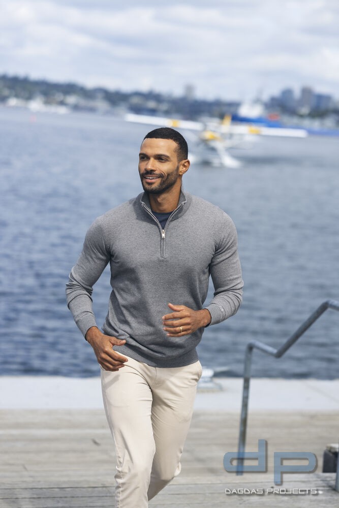 Oakville Half Zip Sweater Men in verschiedenen Farben mit Wunschaufdruck auf Brust und Rücken