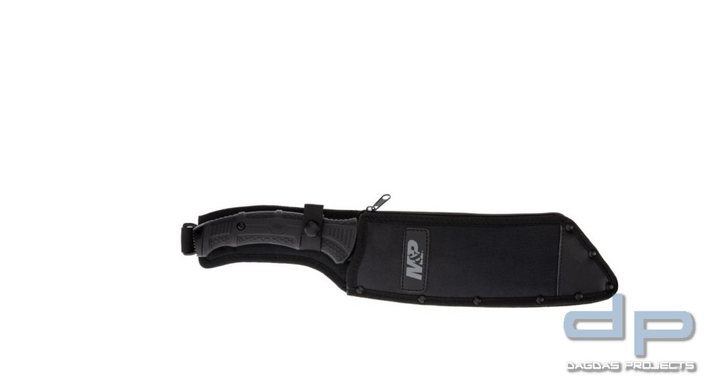 EXTRACTION AND EVASION Machete