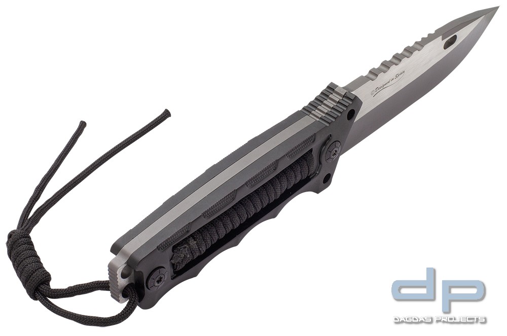 RUI K25 Outdoor-Messer mit Paracord