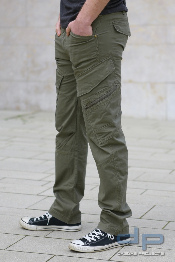 Brandit Adven Slim Fit Trousers in darccamo Größe: XXL