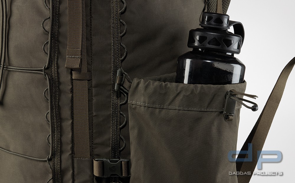 Fjällräven Singi Gear Holder in grau und dunkeloliv