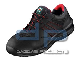 Damen-Halbschuhe mit schwarz/roten Schnürsenkel