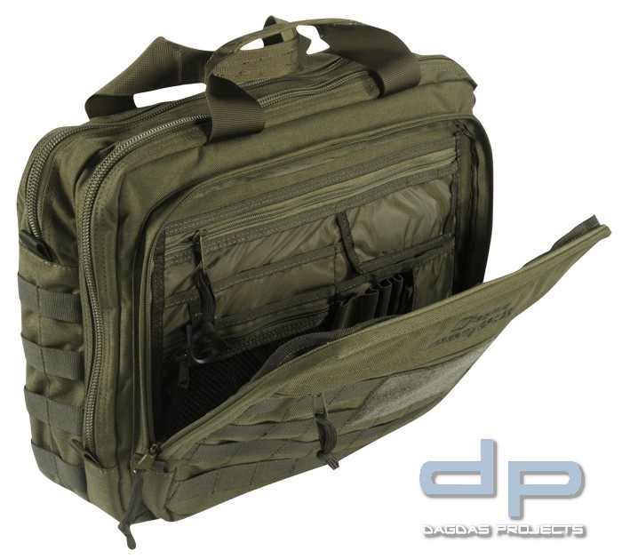 Berghaus Academy Ops 20 Document Bag in Schwarz und Oliv
