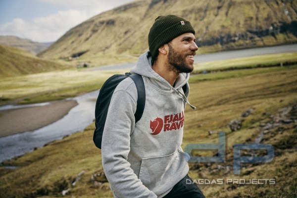 FJÄLLRÄVEN LOGO HOODIE IN VERSCHIEDENEN FARBEN