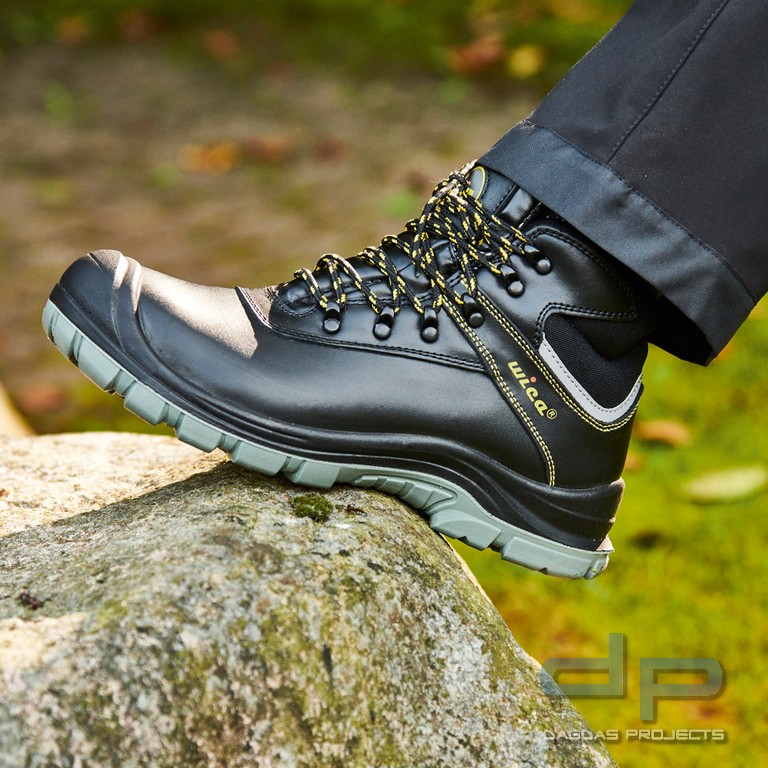 S3 Sicherheitsstiefel in Schwarz mit gelben Applikationen nach Norm EN ISO 20345 S3 SRC