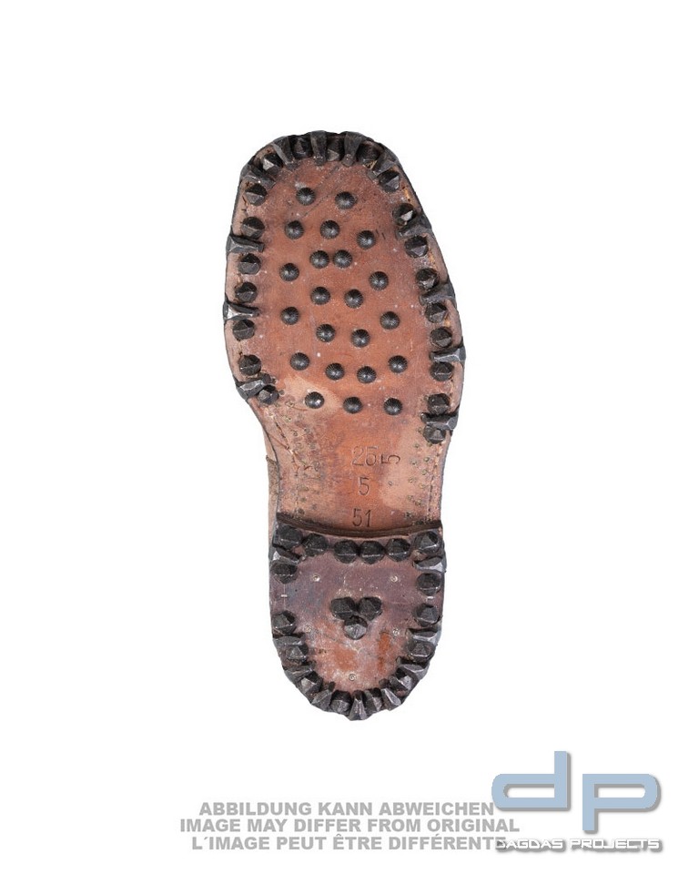 SCHWEIZER BERGSCHUHE SOHLE GENAGELT BRAUN GEBRAUCHT VPE 5 PAAR