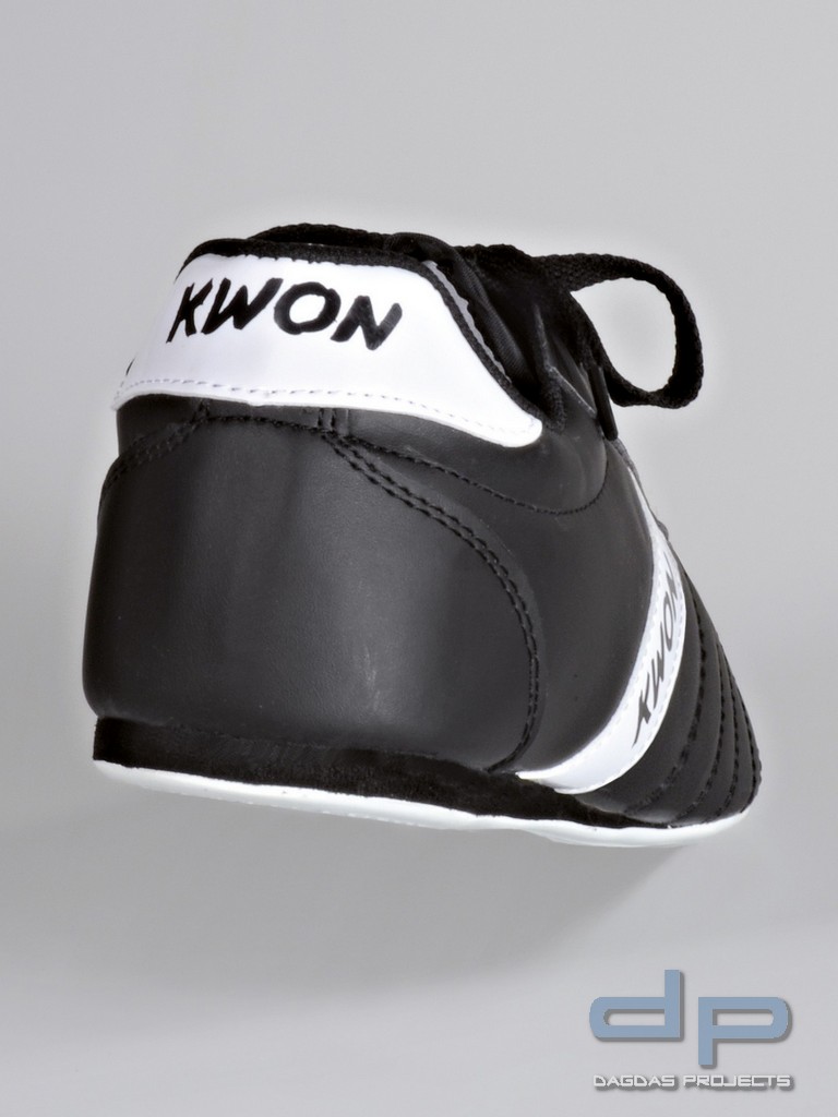 Dynamic Kampfsportschuhe in verschiedenen
