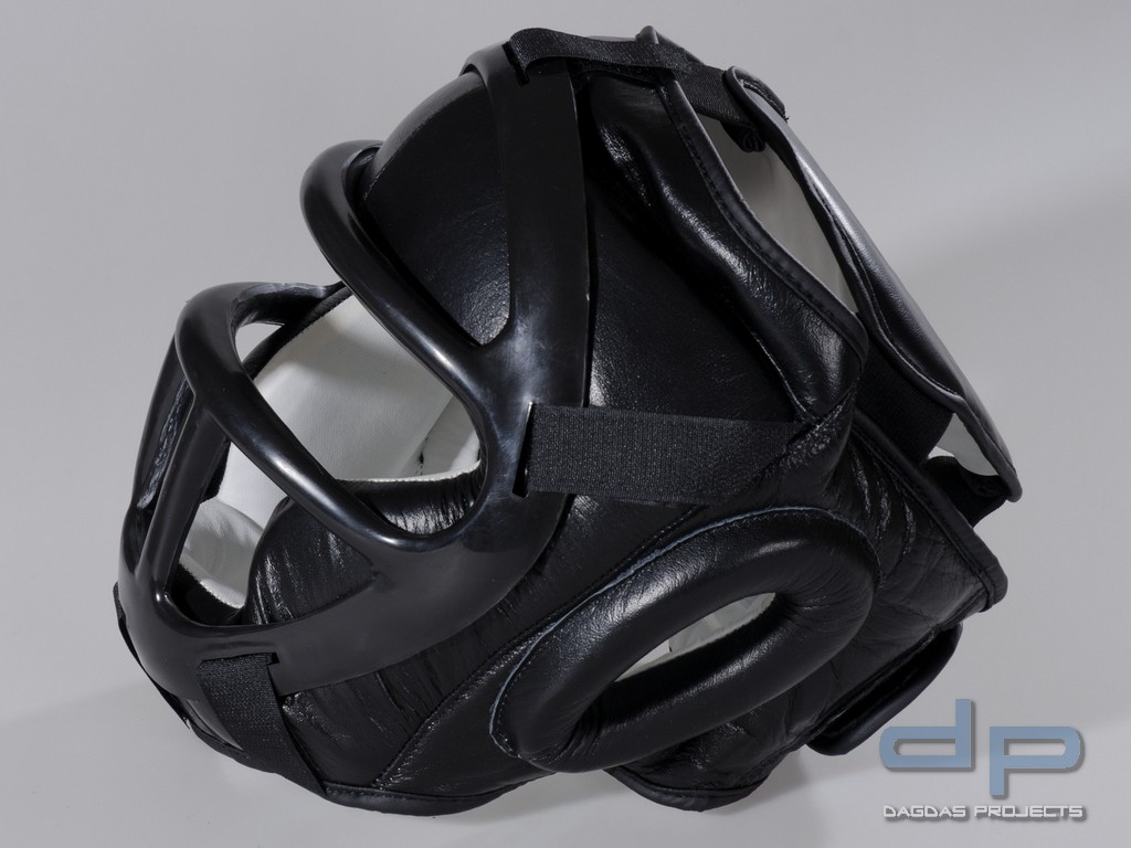 Kopfschutz mit Maske