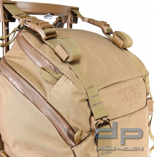 MYSTERY RANCH POP UP 30 DAYPACK IN VERSCHIEDENEN FARBEN