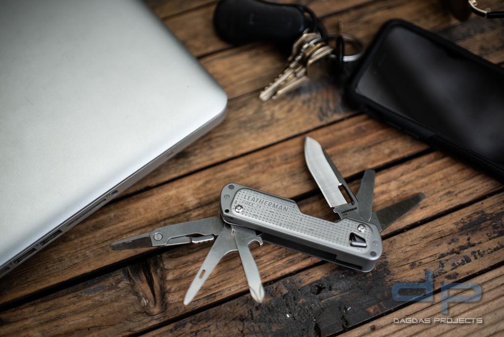 Leatherman FREE T4 Edelstahl